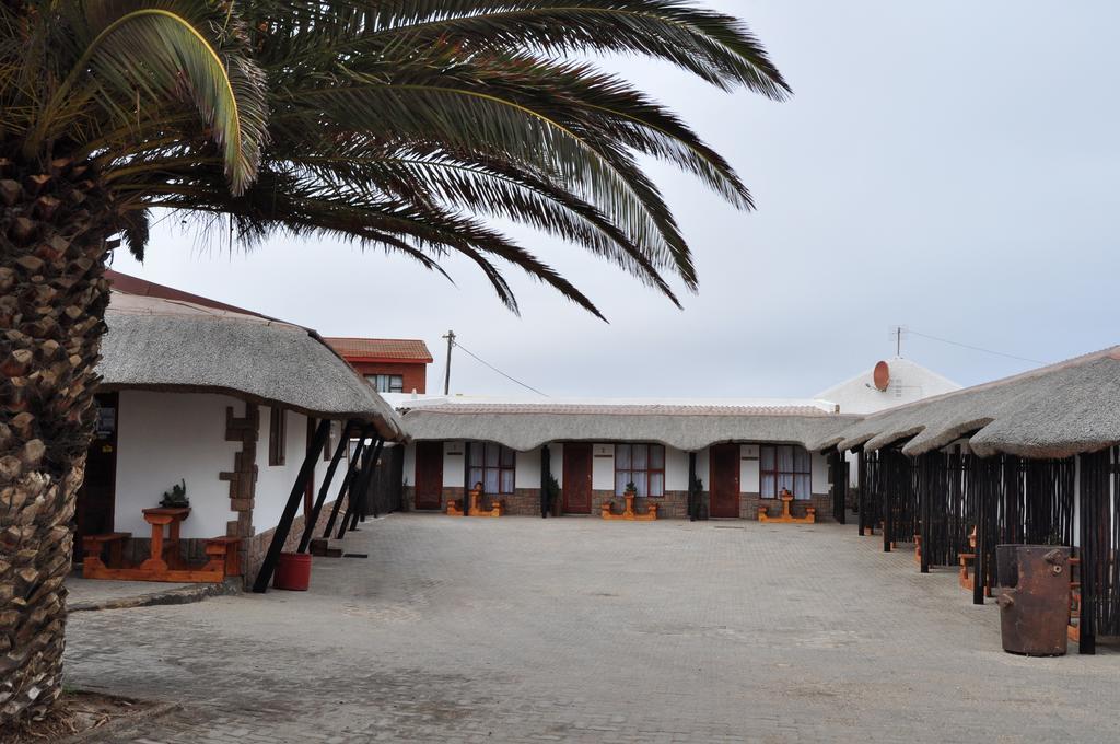 Obelix Guesthouse Lüderitz Buitenkant foto