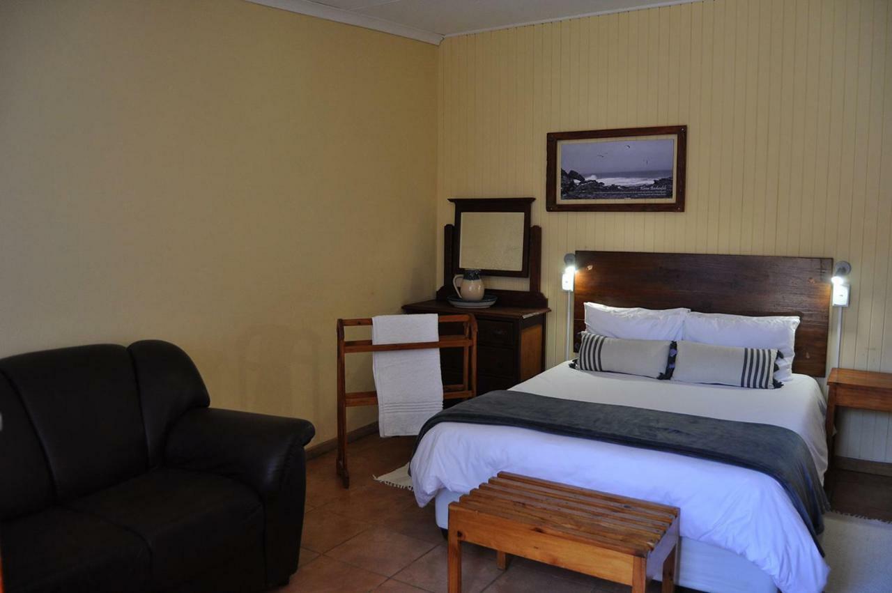 Obelix Guesthouse Lüderitz Buitenkant foto
