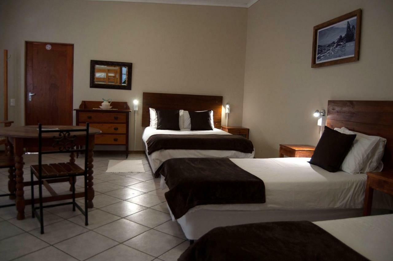 Obelix Guesthouse Lüderitz Buitenkant foto