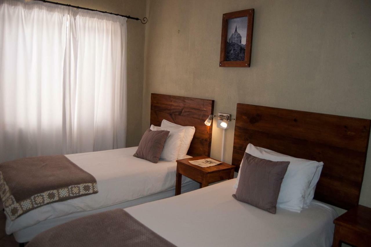 Obelix Guesthouse Lüderitz Buitenkant foto